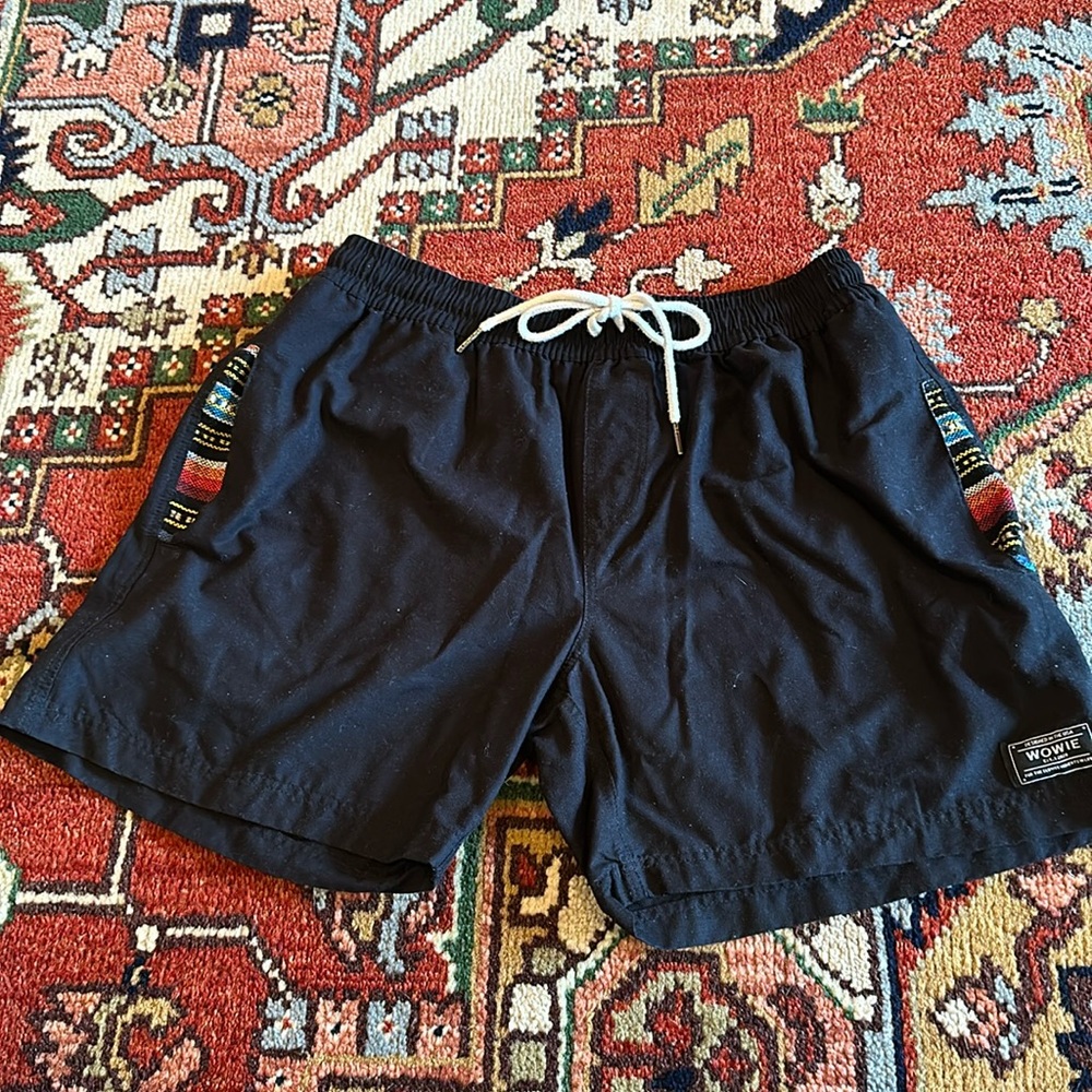 Wowie Shorts Size L (33-36)